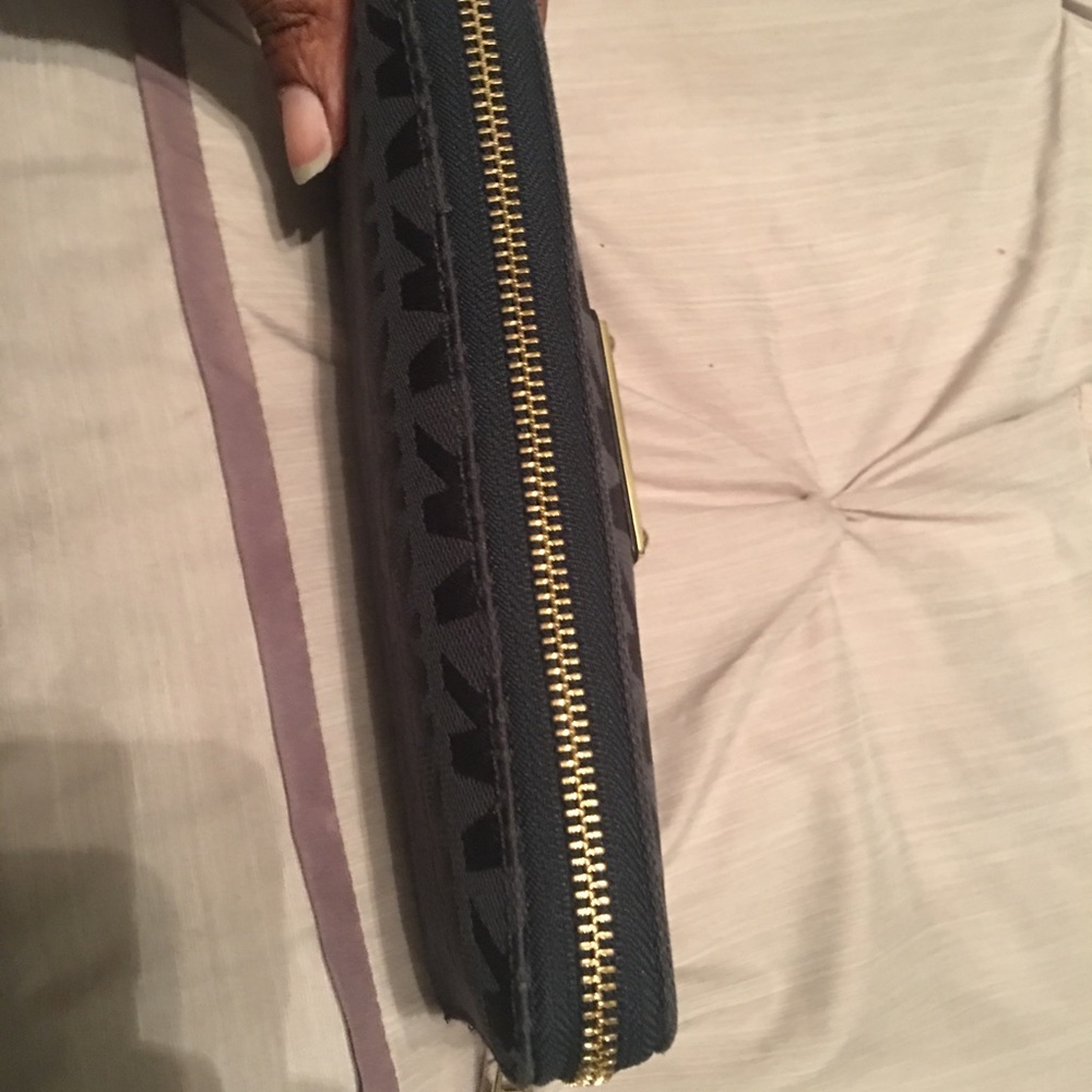 Wallet - Picture 4 of 8